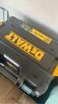 Dewalt nova com caixa