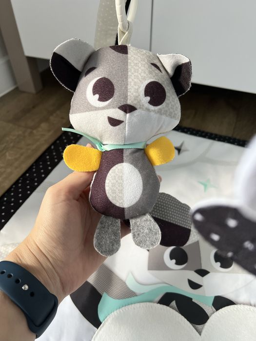 Розвиваючий килимок Tiny Live Нічна галявина