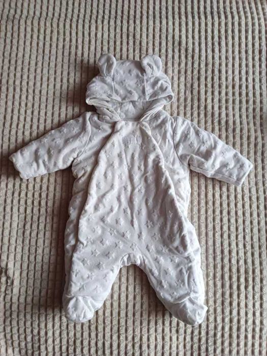 Kombinezon niemowlęcy biały w gwiazdki, przejściowy, rozm.0-3