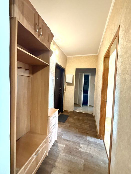 Здається в оренду 2 кімн квартира з паркомісцем  піски південний пески