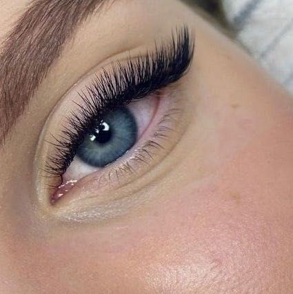 Нарощення вій/наращивание ресниц