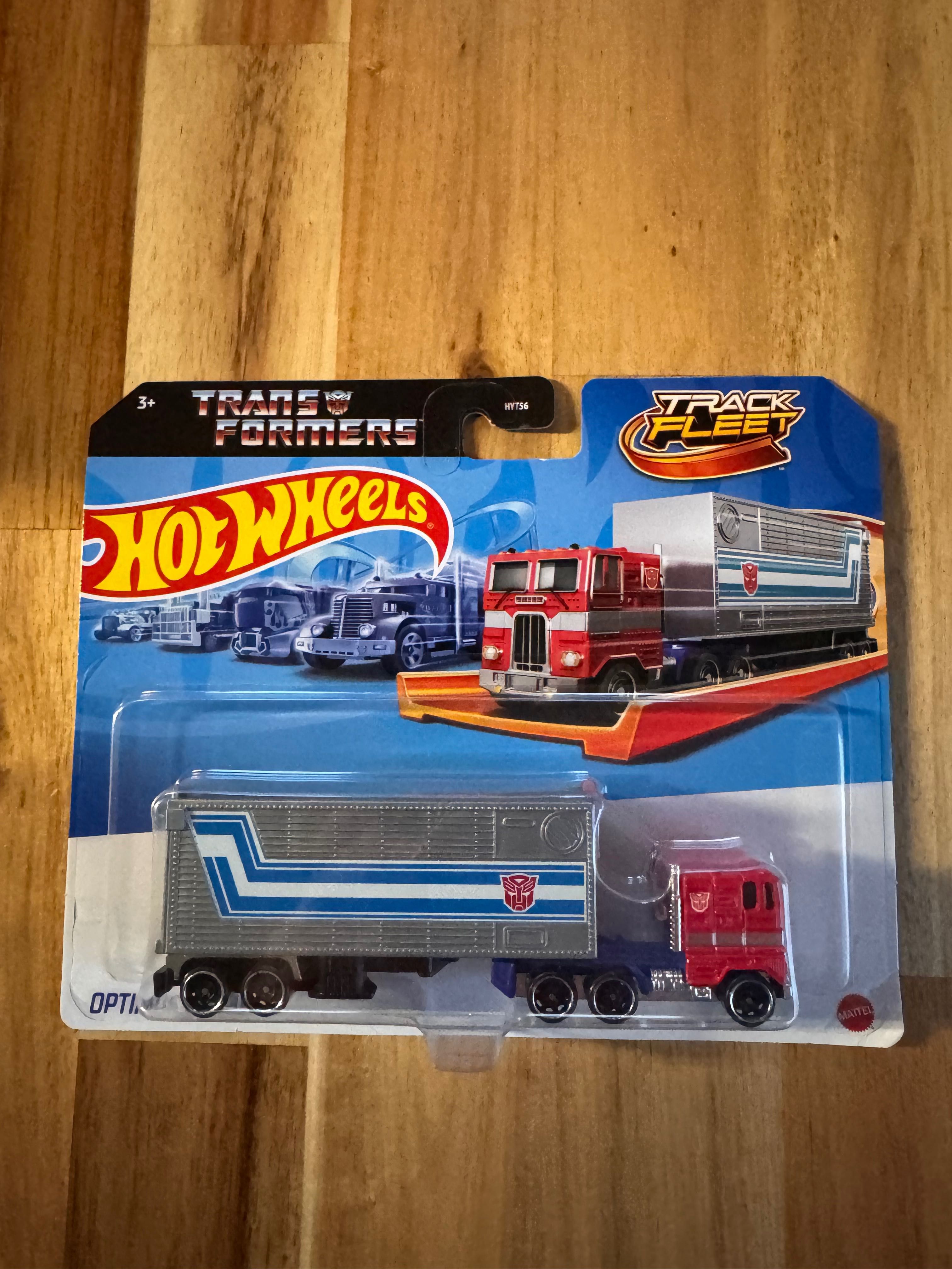 Hot Wheels Track Fleet TRANSFORMERS OPTIMUS Prime HXH02