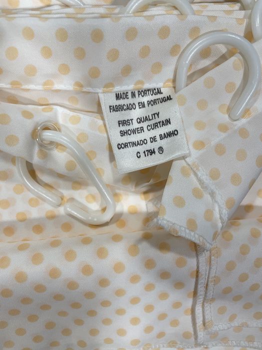 Cortina de Banheira em tons Bege e Laranja - Casa de Banho