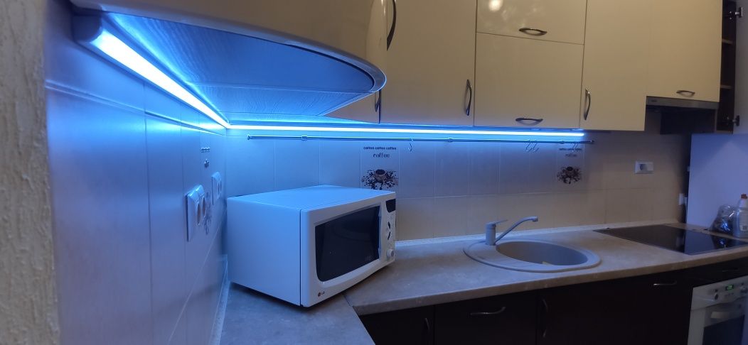 Установка кухонной Led подсветки