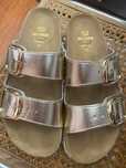 Sandalias n39 da Seaside cor dourada
