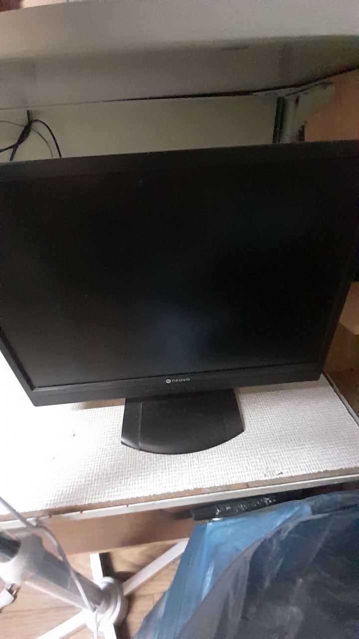 Monitor lenovo sprzedam