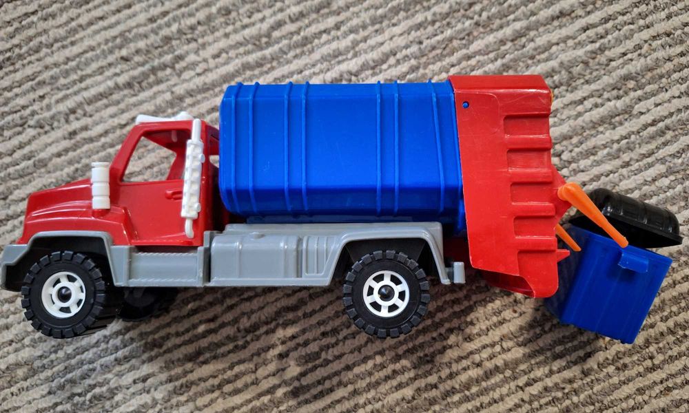 Іграшка машина "Сміттевоз".