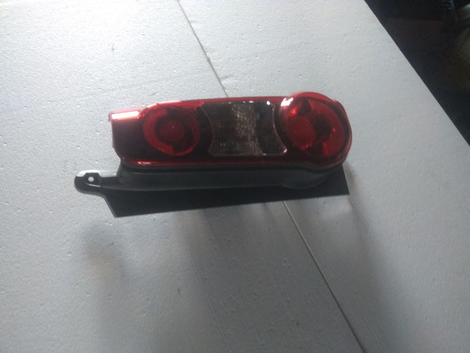 Фара задня права Citroën Berlingo 2013