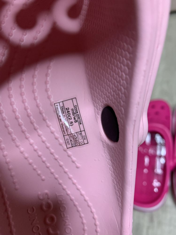 Крокси жіночі crocs 38 р. m6 w8 , 39 р. m7 w9