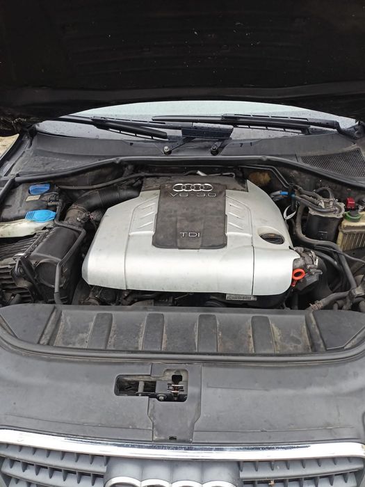 Pas przedni kompletny Audi Q7 4L Chłodnice wiatraki LZ7L Czesci okazja