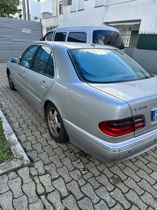 Mercedes-Benz E 320 CDi Avantgarde