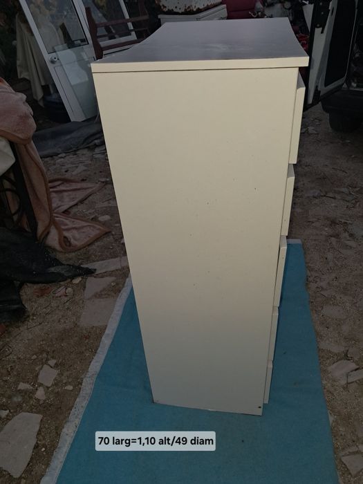 Comoda branxa cinco gavetas