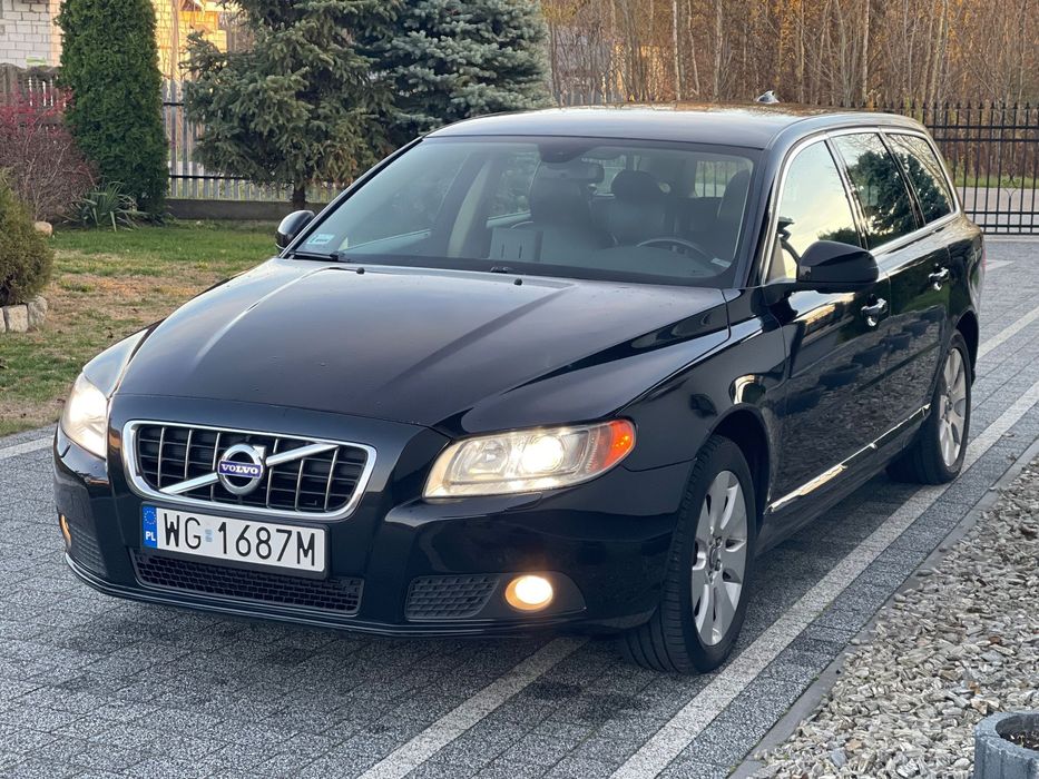 Volvo V70 2.4 D5 185KM AWD 4x4 Hak po dużym serwisie Salon PL