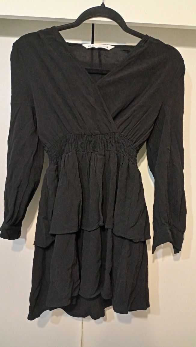 Czarna sukienka Zara rozmiar xs