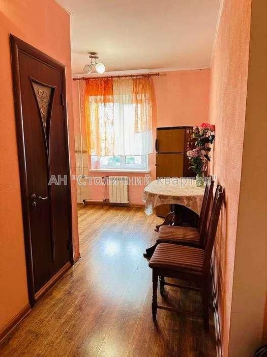 Продаж 2к квартири вул.О.Бальзака-61,Троєщіна