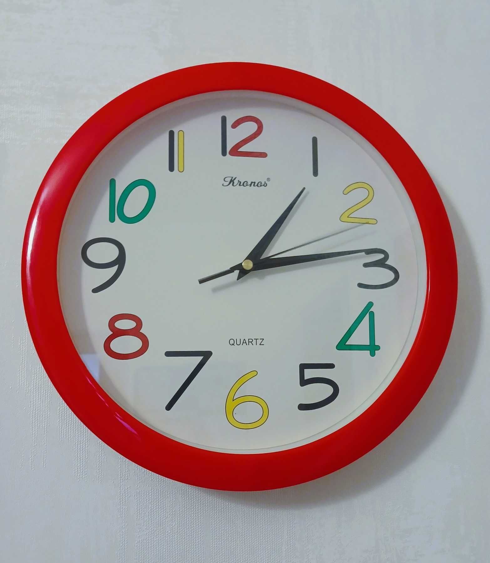 Годинник настінний для кухні дитячої кімнати червого кольору
