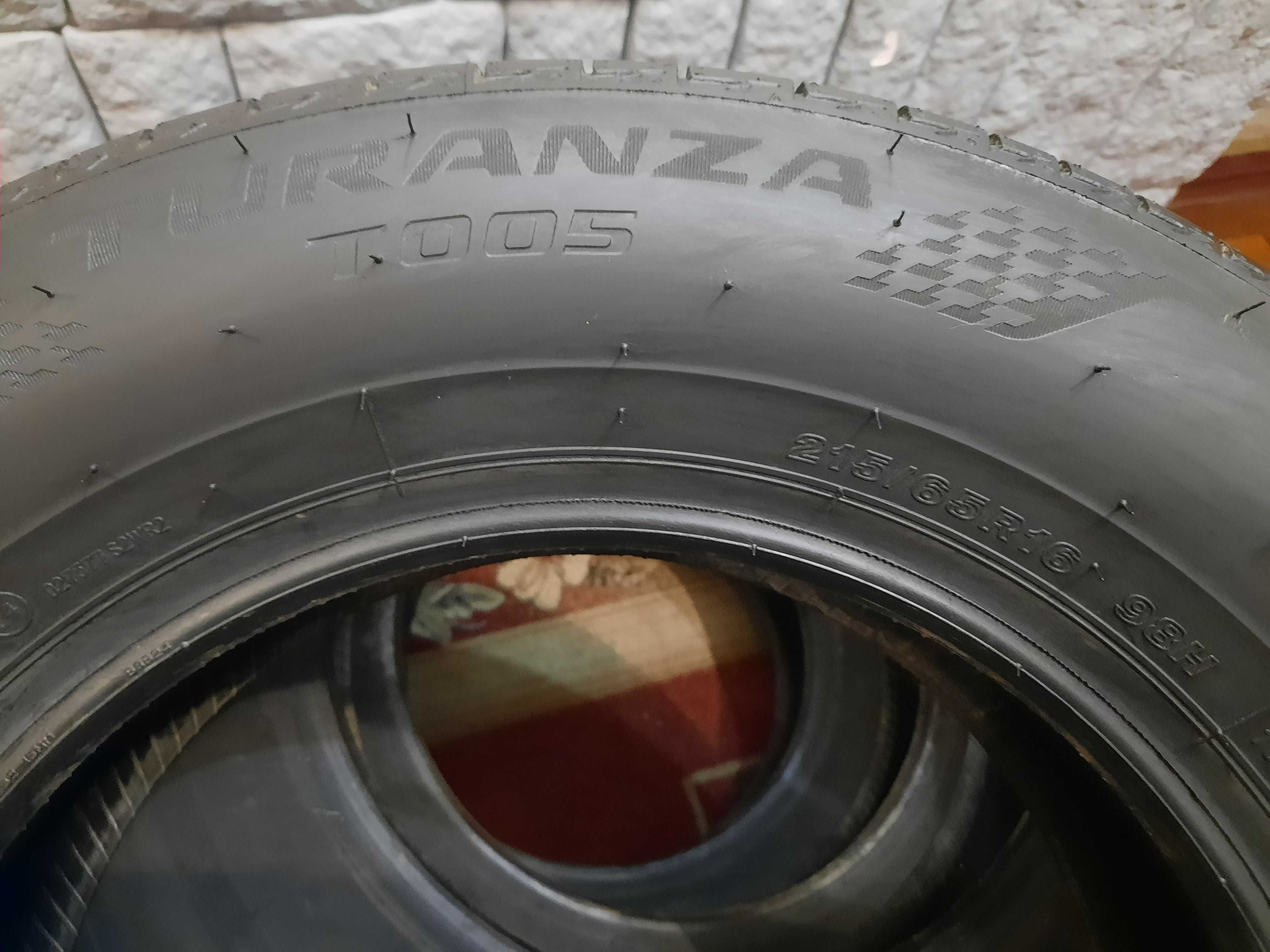 BRIDGESTONE 215/65R16 opony letnie  rok 2024