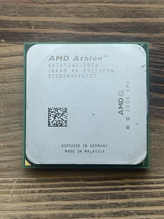 Процессор AMD Athlon 64 X2 7450