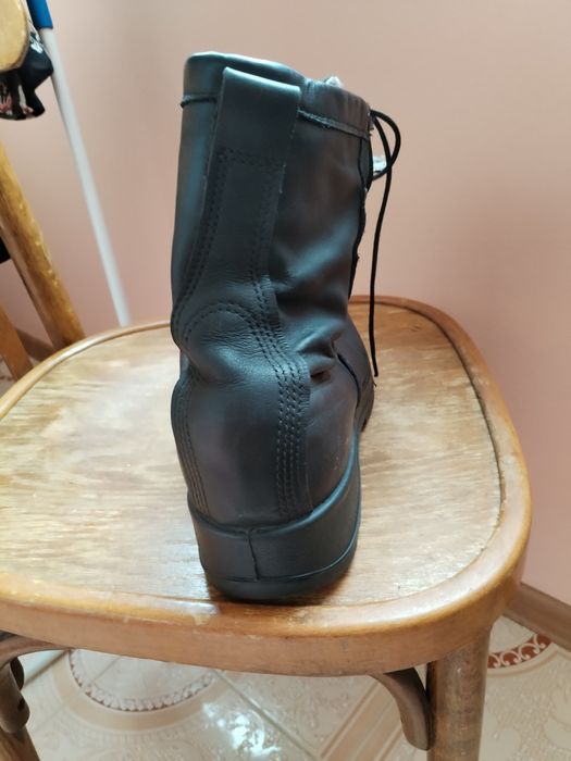 Продам берци США, гарний стан, утеплені, водонепронекні.