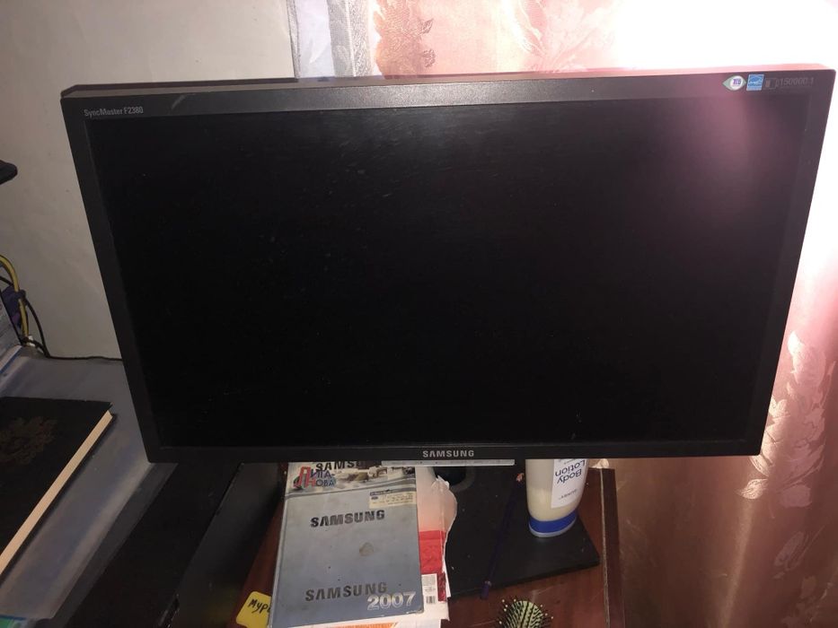 Продаю в комплекті комп'ютер,системнік, принтер все працює