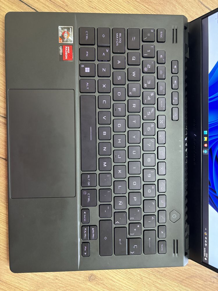 Asus rog zephyrus g14 2022