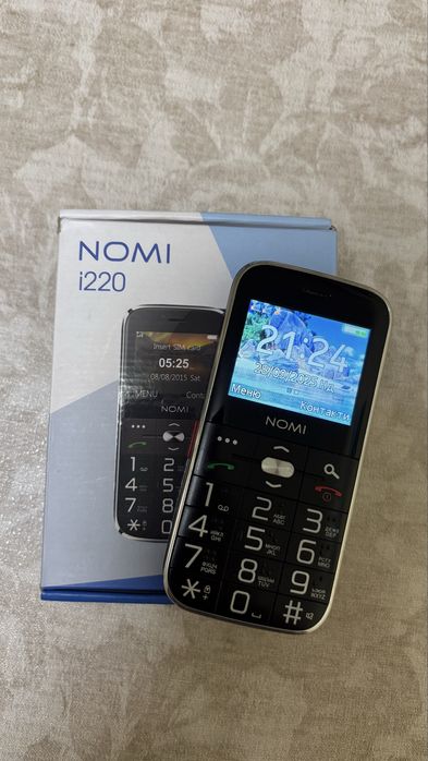 Мобільний телефон Nomi i220 з великими кнопками