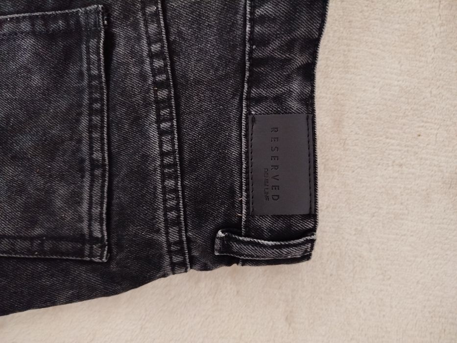 Spodnie dżinsy idealne czarne 146