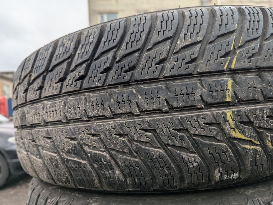 215/65R16 Nokian WrSuv3 зима