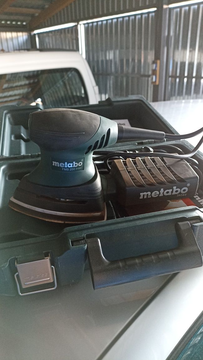 Продам шліфмашину metabo FMS 200 стан ідеальний ціна 1600.