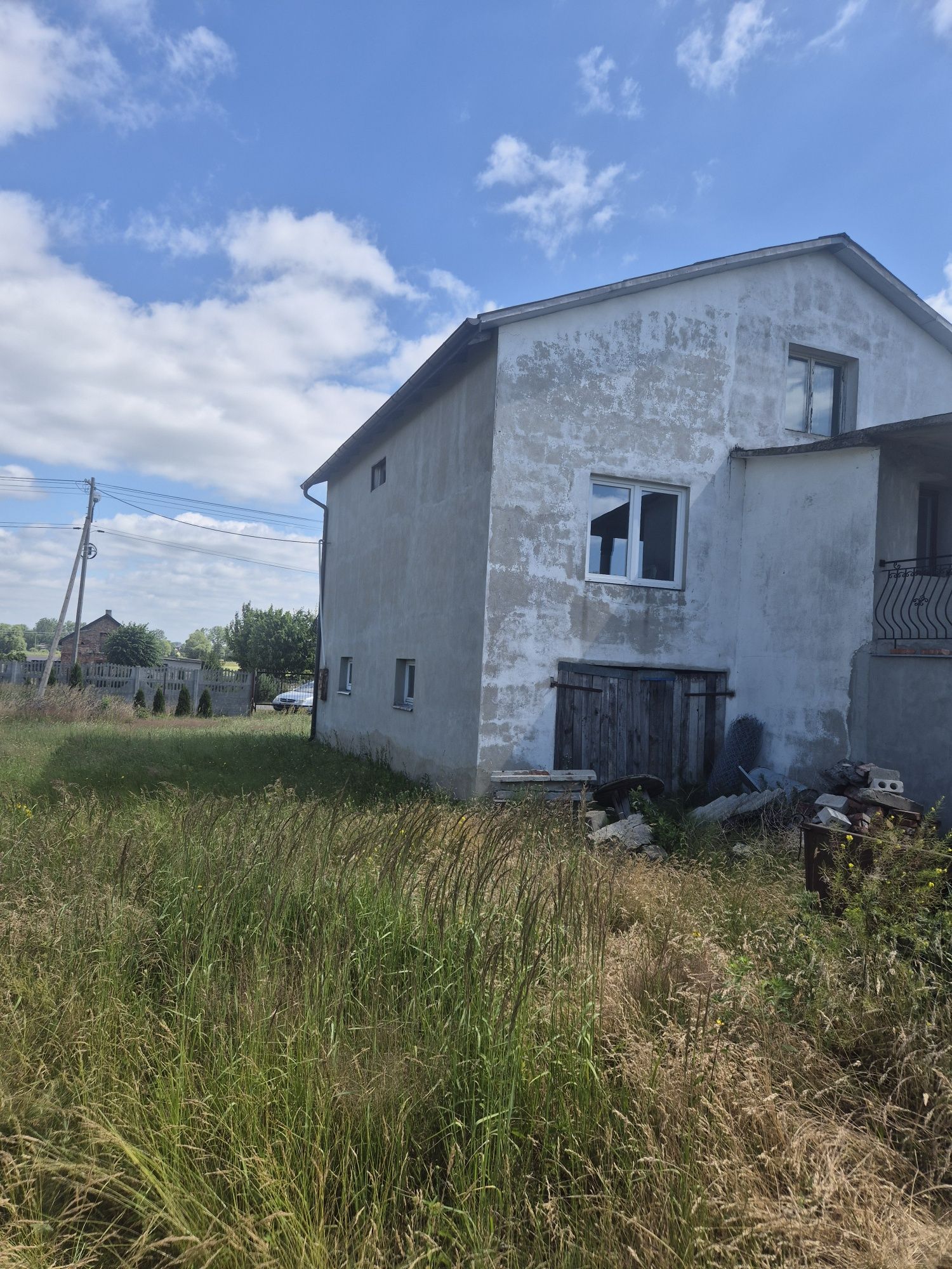 Działka budowlana z domem w miejscowości Czołczyn gm. Lutomiersk