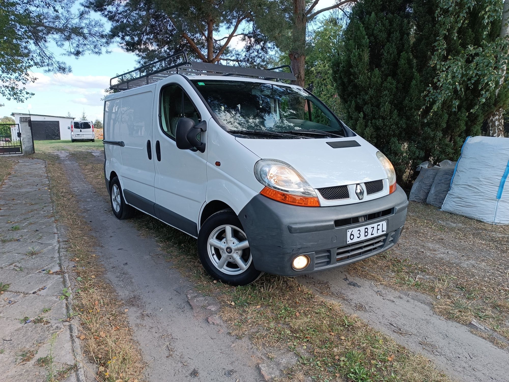 Renault Trafic 1.9 dCi 2006 tylko 141 tyś, Klima, Hak, Alufelgi, Bagaż