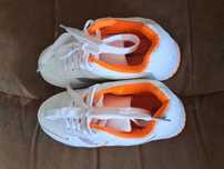 Nowe adidasy dla dziewczynki 29