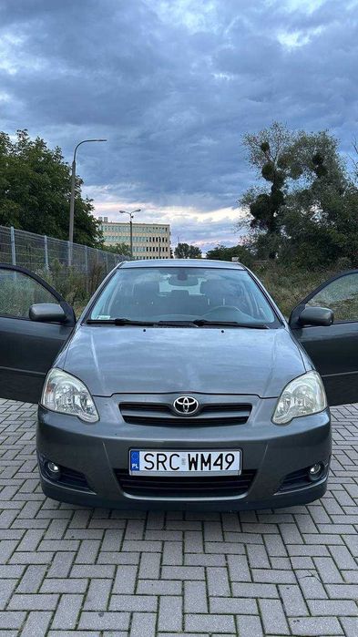 Toyota corolla 2004