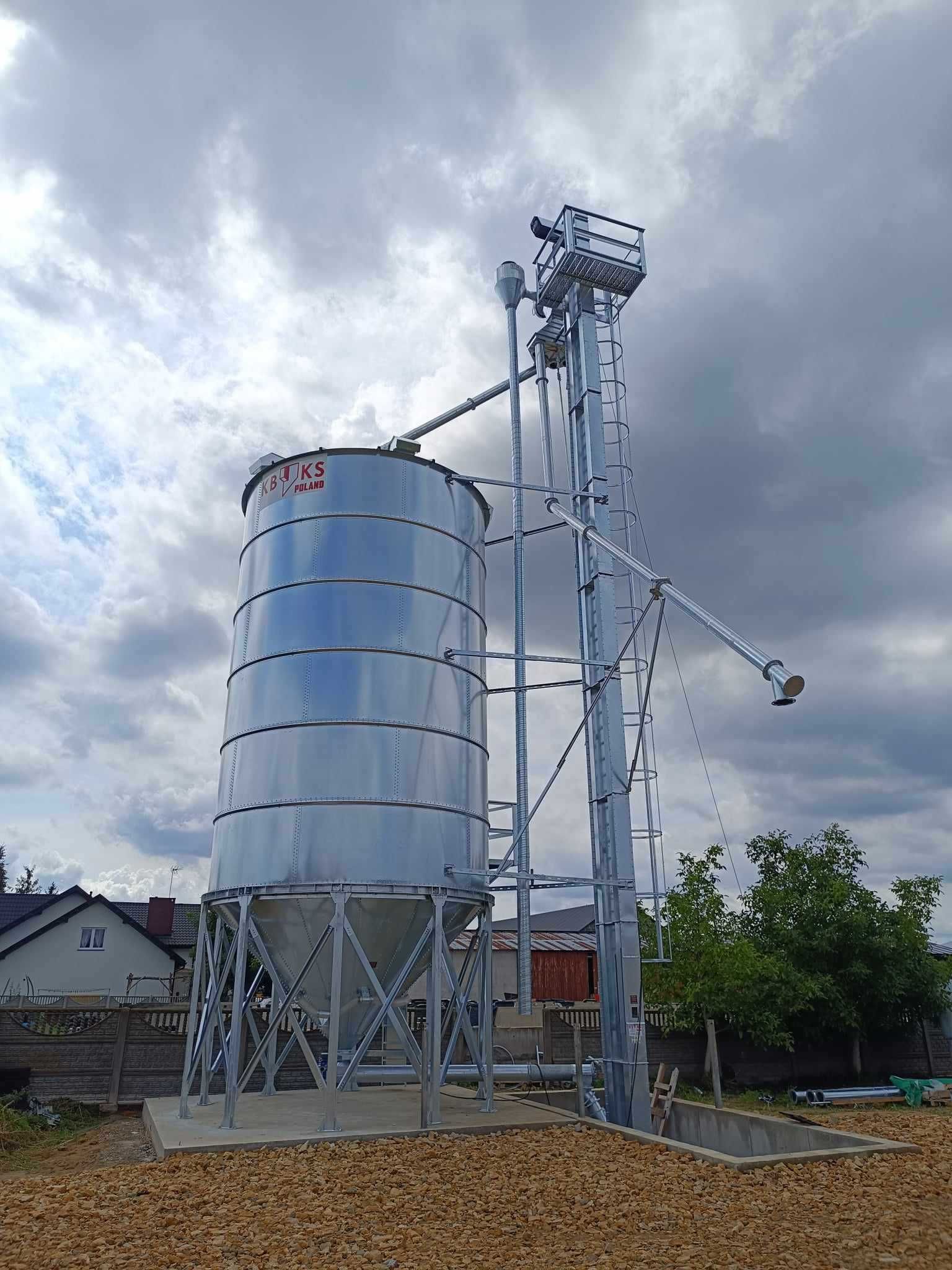 Przenośnik podajnik kubełkowy PTK50 18m KBKS  do silosów zbiorników