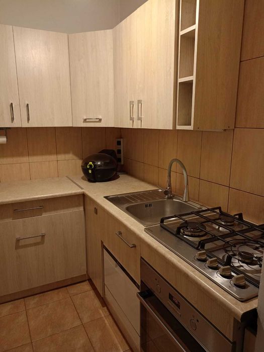 2-pokojowe mieszkanie na parterze z balkonem i komórką, umeblowane