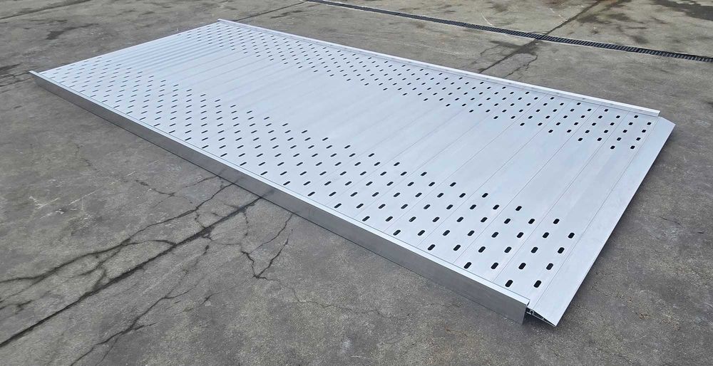 Platforma ALU 4500x2100mm deski + obrzeże Laweta Najazd Cert. VDI 2700