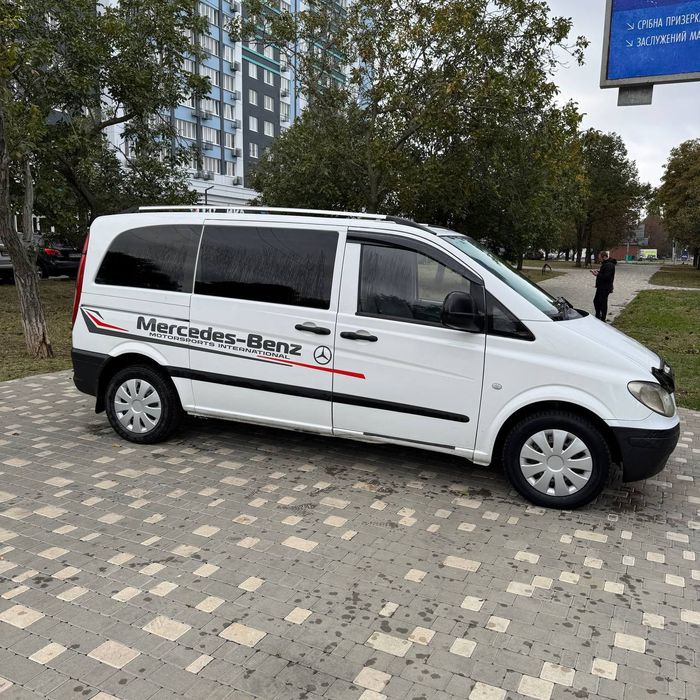 Продам Мерседес Вито Оригинальный салон 7+1