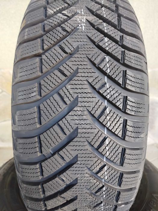 Шини 215/65R16	Sportrak	SP719	98H | нові зимові 4шт