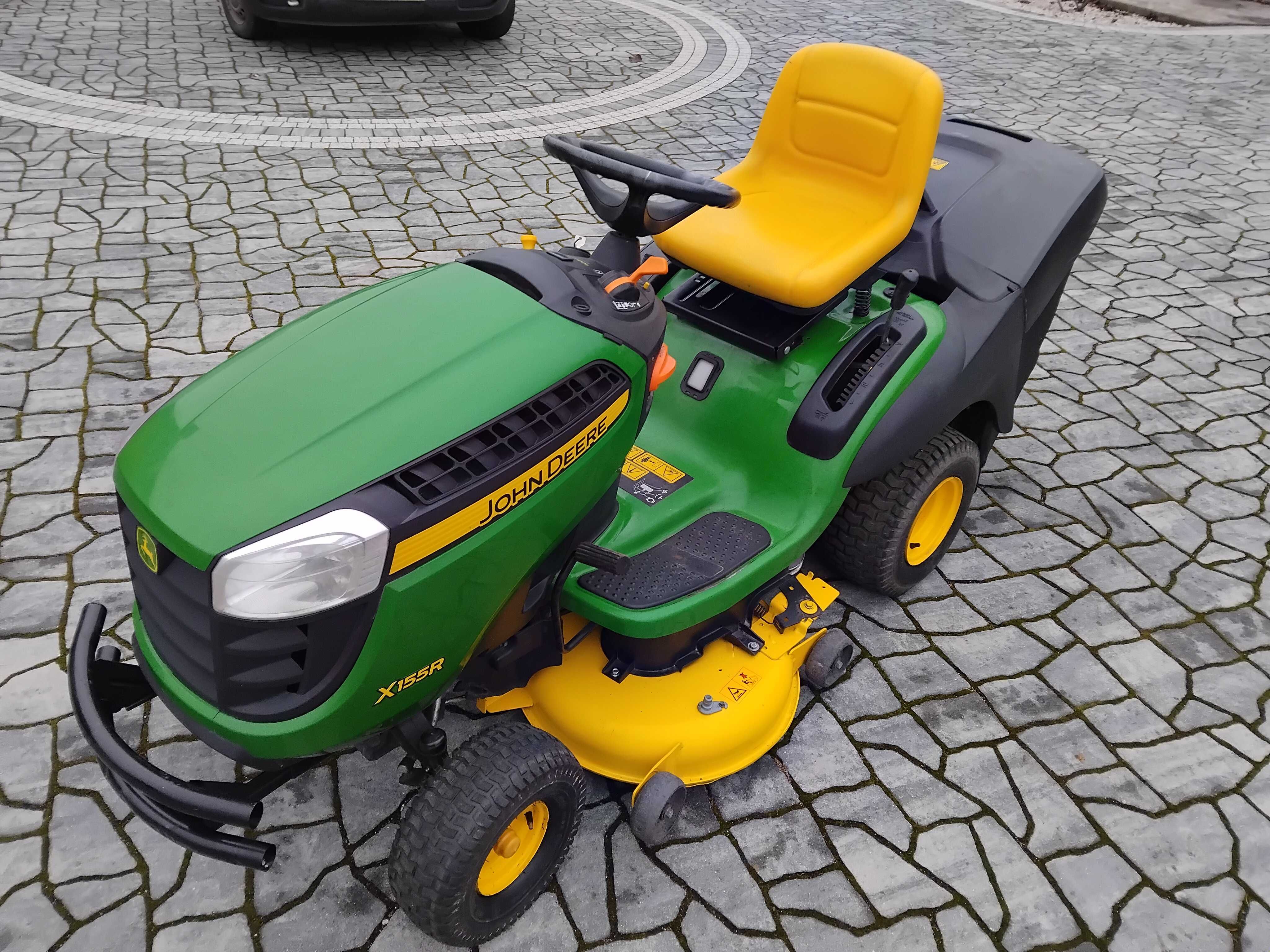 Solidny traktorek kosiarka JOHN DEERE X155R  18KM