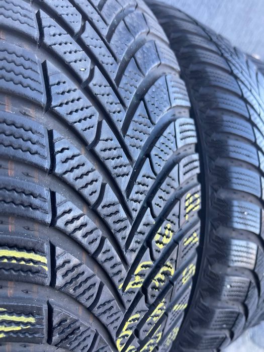 Шини 215/55 r17 зимові 24 рік