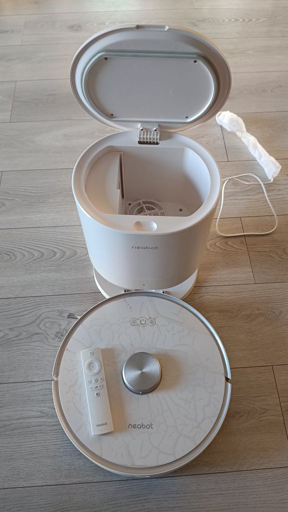 Robot sprzątający Neabot