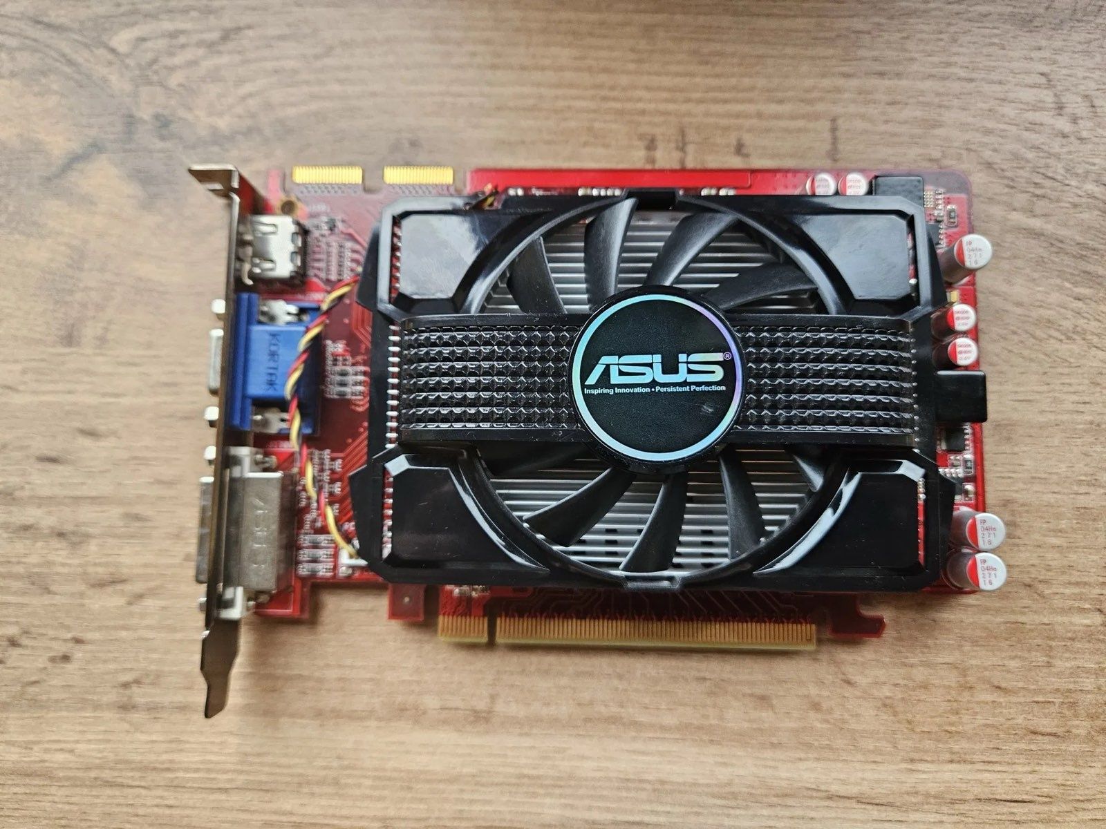 Karta graficzna z HDMI Asus ATI AMD Radeon HD5670
