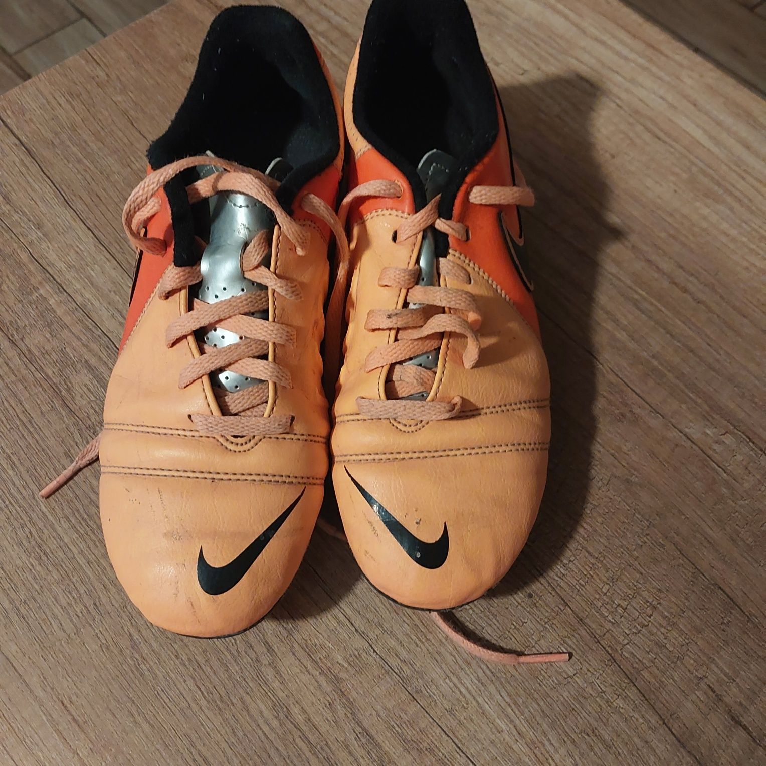 Buty korki Nike dla chłopca