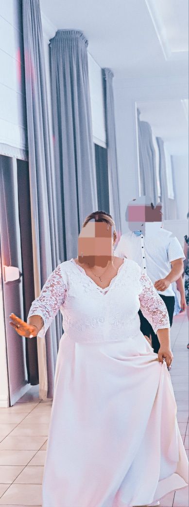 Sukienka Ślubna biała z rozcięciem