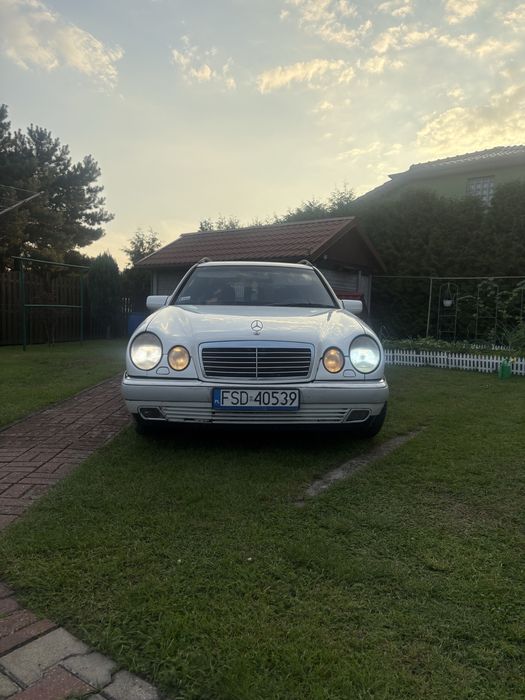 Mercedes Benz Klasa E 290 W210 TD