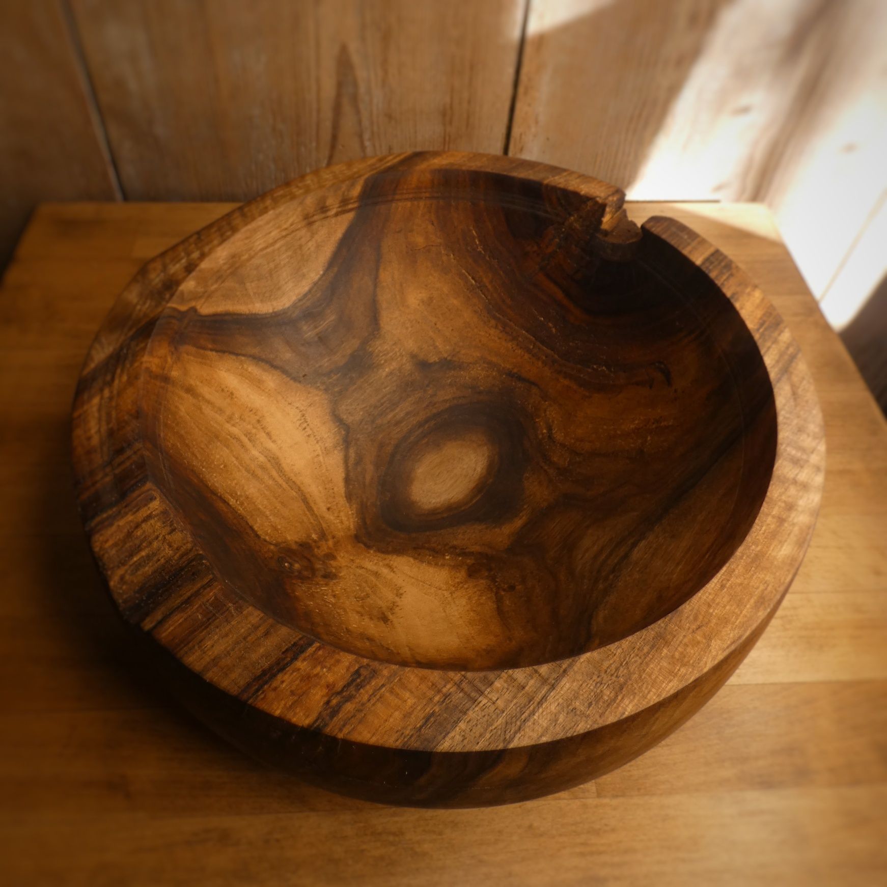 Miska misa drewniana orzech handmade wooden bowl boho rękodzieło etno