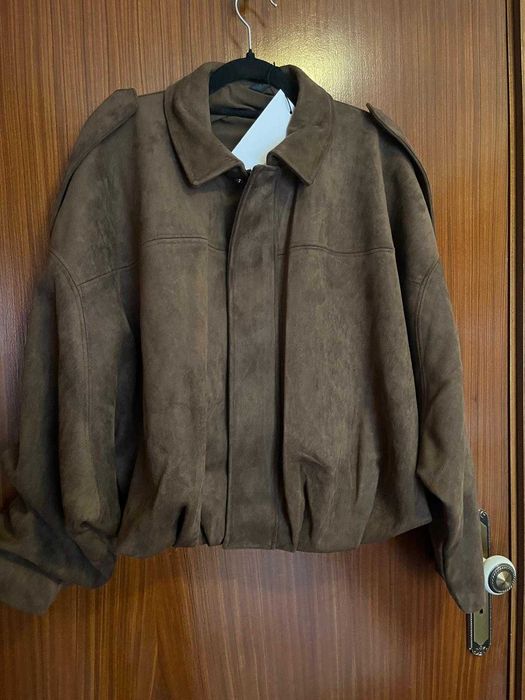 Casaco Bomber efeito camurça Zara