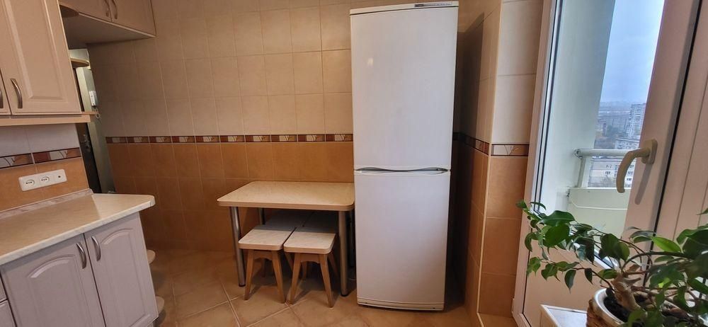 Двокімнатна, Ремонт, Русанівська набережна