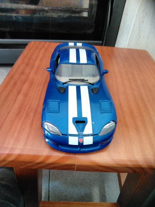 Burago - Dodge Viper GTS