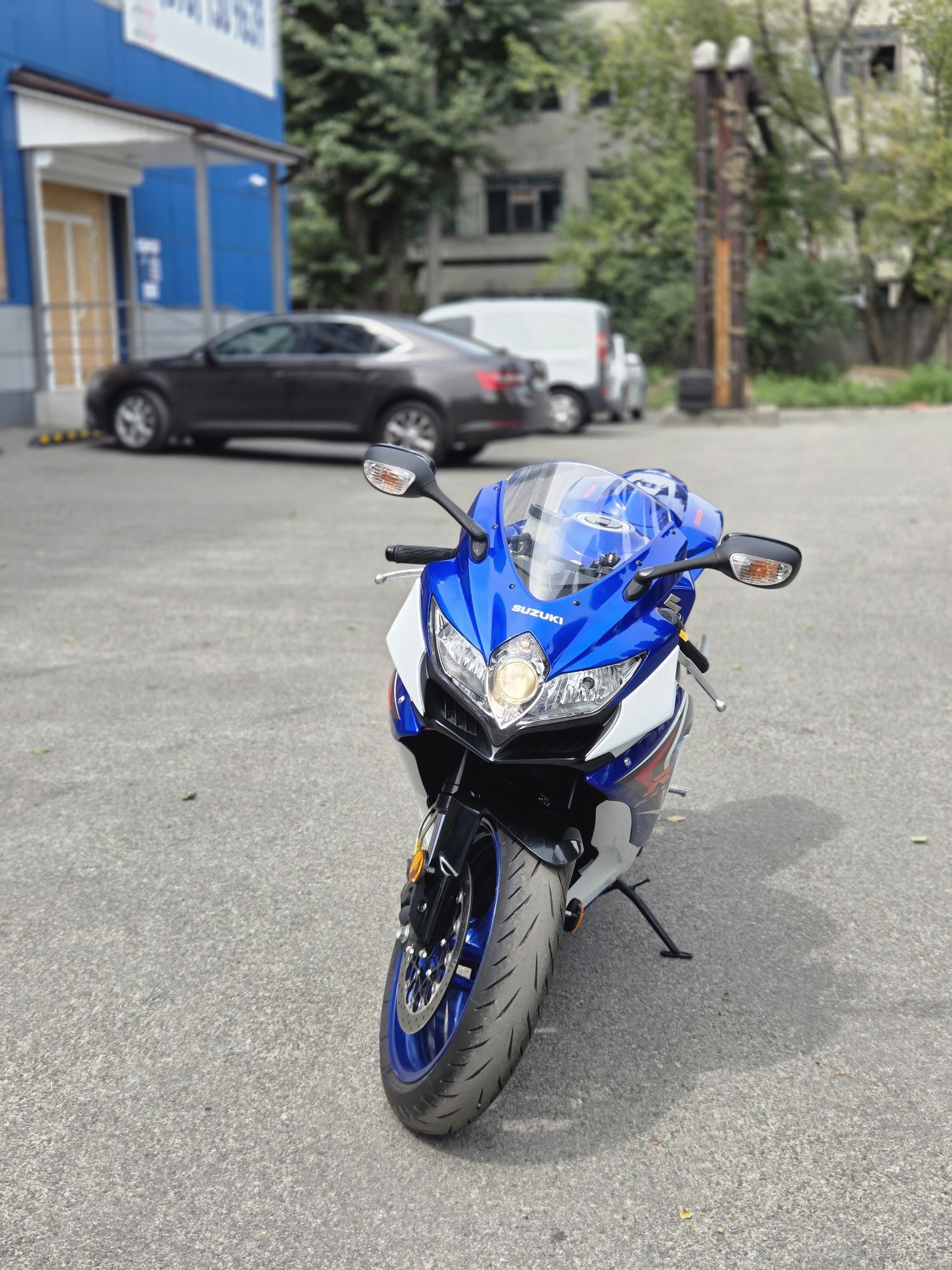 Мотоцикл SUZUKI GSX-R750,СУЗУКИ 750